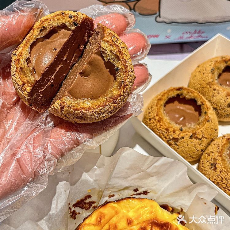 谁发明的巧克力布丁麻薯🍩这么好吃