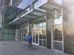 -星巴克(北京广渠门名敦道店)