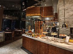 -锦厨国际自助餐厅 · 云端景观 (昆明索菲特大酒店)