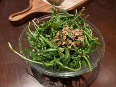 芝麻菜藜麦沙拉-恰餐厅及酒吧 CHAR Bar & Grill (北京丽都皇冠假日店)