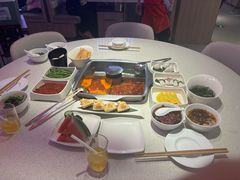 -海底捞火锅(杭州庆春路夜宵主题店)