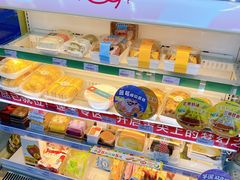 -全家便利店(莲花池东路店)