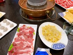 -楼外楼大刀肉传统火锅(西安大路店)