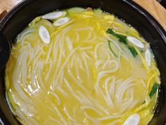 -桥香园过桥米线(国贸店)