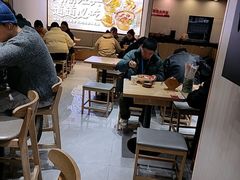 -魔都三兄弟酸辣粉·蘸卤炸串(虹桥万科店)
