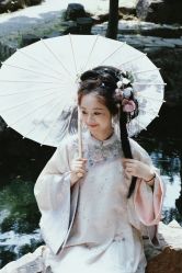 -一揽芳华汉服旗袍体验馆(拙政园店)