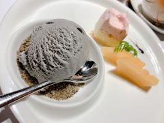 手工香草冰淇淋配慕斯蛋糕-天丰日本料理·铁板烧