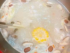 鲜斑鱼汤锅底-京门活鱼馆·鱼火锅(百子湾（原红庙）店)