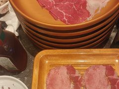 -牛YO寿喜烧·铁板烧和牛火锅自助(市府恒隆店)
