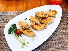 炸鸡翅-Chom Cafe and Restaurant