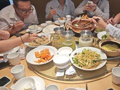 -关东小磨东北菜(上海长风大悦城店)