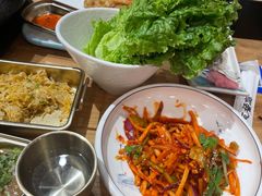 -青瓦餐厅·生鱼片·韩园烤肉(西塔店)