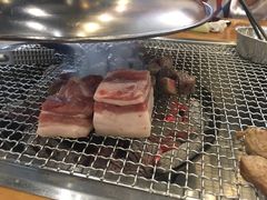 -肉甲韩国木炭烤肉(新壹街1店)