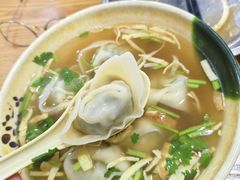 -黄阿姨锅贴大王(万航渡路店)