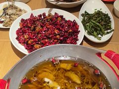 -渝信川菜 · 川味家常菜(财富购物中心店)