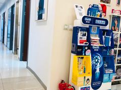 -瑞尔齿科(颐堤港诊所)