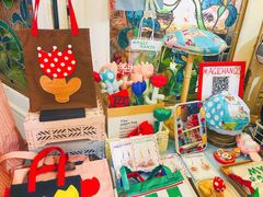 -恋物百货商店(华侨城店)