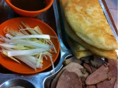 iphone_upload_pic-李连贵熏肉大饼(天通苑店)
