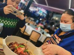 -刘姐啤酒鱼民族演艺餐厅(西街总店)
