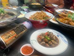 -川流不息·地道川菜·小龙虾(松东路店)