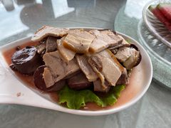 -鸿运美食府