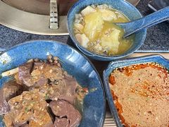 -湊湊火锅·茶憩(南京东路悦荟店)