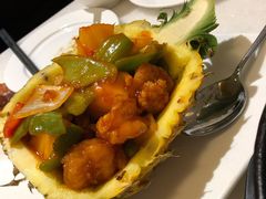 菠萝咕噜虾球-衡山汇·高级粤菜(霄云路店)