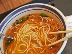 -云阿蛮云南生烫牛肉米线(奉贤路店)