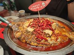 -辣尚瘾·烤鱼·新川菜(牡丹园直营店)