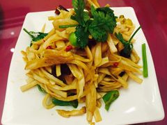 -金豆角砂锅焖面(安贞店)