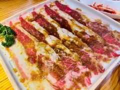 牛五花肉-喜来稀肉(北外滩白玉兰广场店)