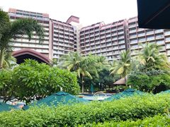 -三亚湾海居铂尔曼度假酒店