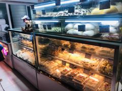 面包甜点陈列柜-白玉兰食品(甜云店)