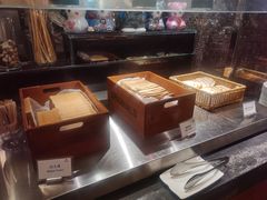 -岷山饭店-芝芝自助餐厅