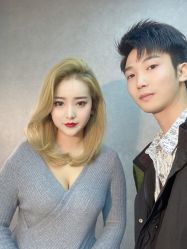 -诗悦发型烫染SALON