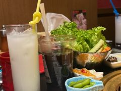 -山川小町·极番烧肉(新地假日广场店)
