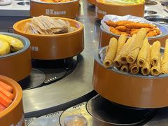-龍歌自助小火锅(市北CBD万达店)
