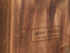 -Metal hands·铁手咖啡