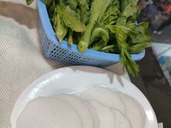 -渝君重庆火锅(嘉宾路店)