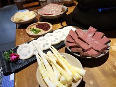 -白乐天毛肚火锅馆(解放碑店)