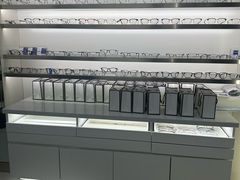 -视野联行眼镜·蔡司·尼康战略合作店(城西银泰店)