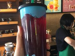 -星巴克臻选(济南万达店)