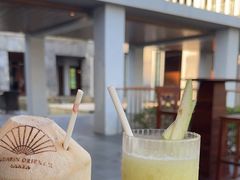 -日落吧·海景咖啡厅·餐酒吧·鸡尾酒·下午茶·乐队表演·浪漫夕阳·三亚文华东方酒店