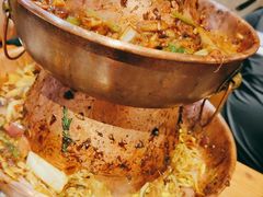 -炉小二铜锅牛蛙•川湘菜(三里屯店)
