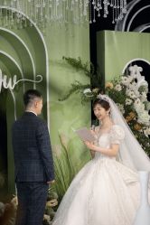 -MECCI婚礼摄影跟拍(红东方广场店)