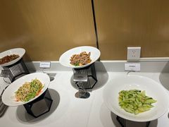 -鱼鲜饭香·招牌汽锅剁椒鱼头王