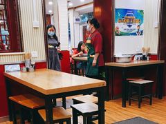 大堂-门框胡同百年卤煮(新街口店)