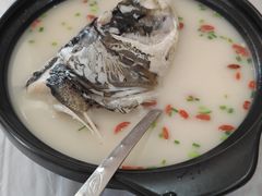 -万佛湖许老大铁锅鱼(黑金冠店)