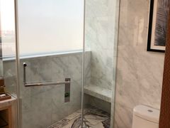 -上海漕河泾万丽酒店