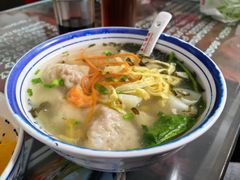 -长人馄饨铺(解放街店)